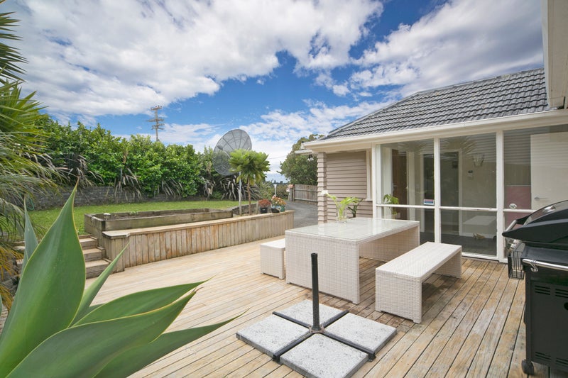 81 Carlton Street, Hillsborough, Auckland - Carousel 2