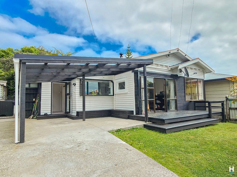 6 Rochfort Street, Greymouth, Greymouth - Carousel 1