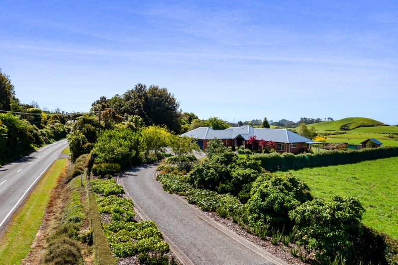 111 Hurworth Road, Hurworth, New Plymouth - Carousel 35