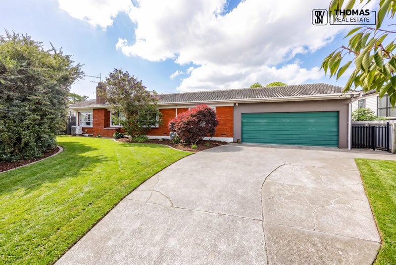 17 Lipscombe Avenue, Papatoetoe, Auckland - Carousel 1