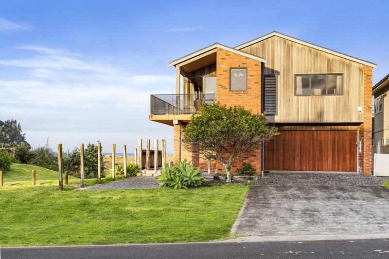216A Beverley Terrace, Whangamata - Carousel 1