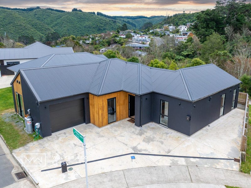 2 Nikau Lane, Timberlea, Upper Hutt - Carousel 2