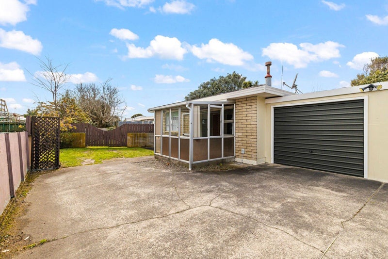 4/234 Heads RD, Gonville, Whanganui - Carousel 2