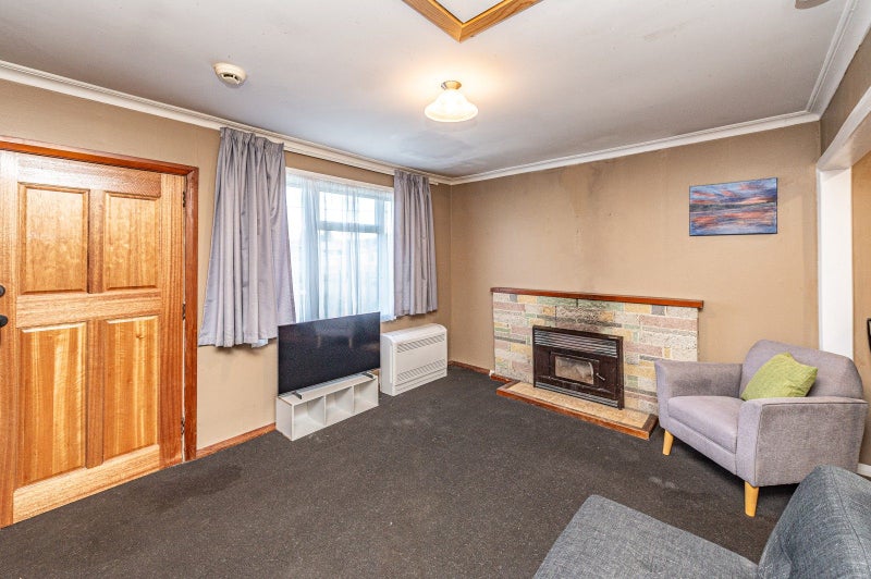 18 Lewis Avenue, Aramoho, Whanganui - Carousel 2