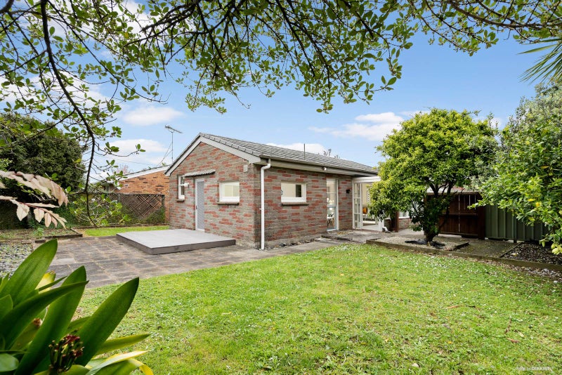 4A Alana Place, Mount Wellington, Auckland - Carousel 1