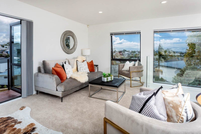 11B Hogans Road, Glenfield, Auckland - Carousel 2