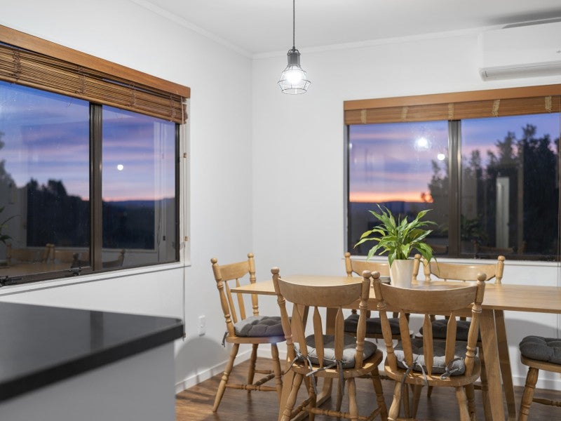 18 Pelorus Street, Welcome Bay, Tauranga - Carousel 2