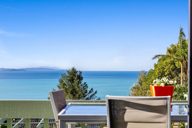 278 Whangaparaoa Road, Red Beach - Carousel 1