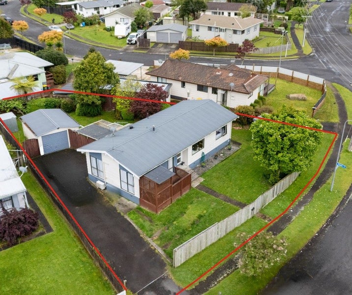 3 Coventry Road, Melville, Hamilton - Carousel 1