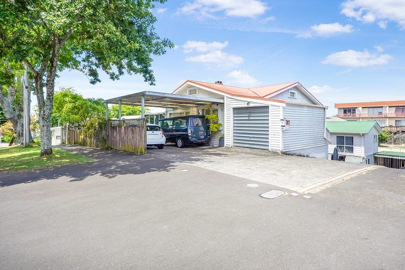 1 Hunter Street, Hamilton Lake, Hamilton - Carousel 2
