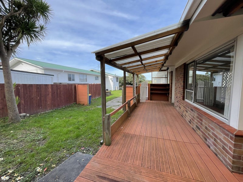 2/37 Stredwick Drive, Torbay, Auckland - Carousel 10