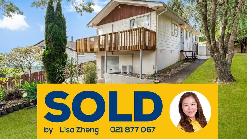 21 Longreach Drive, Sunnyvale, Auckland - Carousel 1