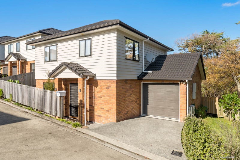 Property Valuation for 31 Springvale Drive, Fairview Heights, Auckland