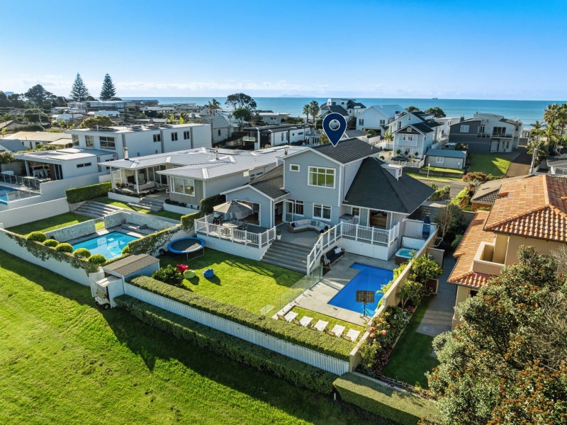 162 Oceanbeach Road, Mount Maunganui, Mount Maunganui - Carousel 1