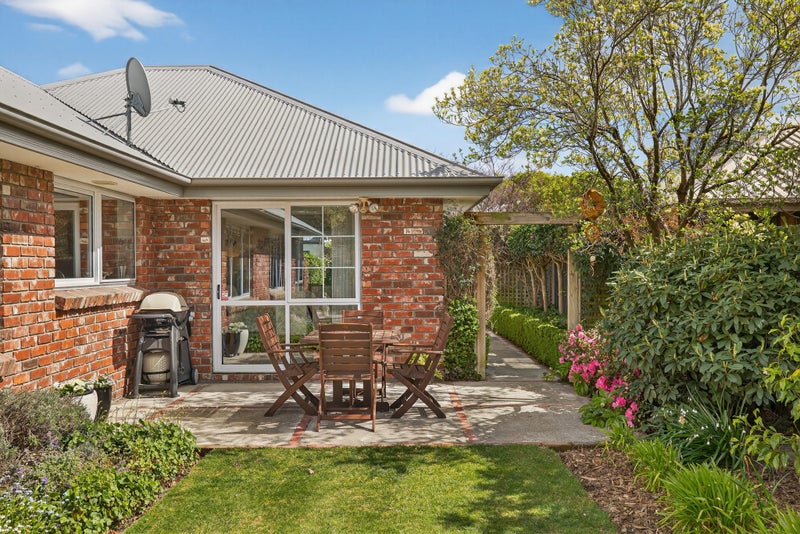 8 Avon Gate, Russley, Christchurch - Carousel 2