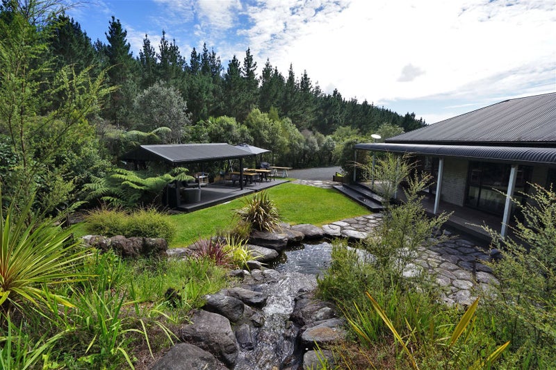 207 Old Mountain Road, Karamu - Carousel 1