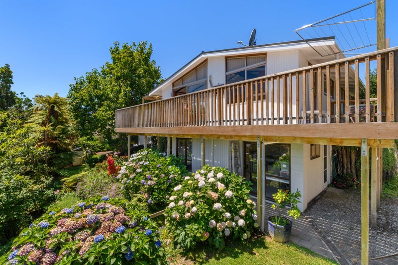 8B Waikare Place, Welcome Bay, Tauranga - Carousel 1