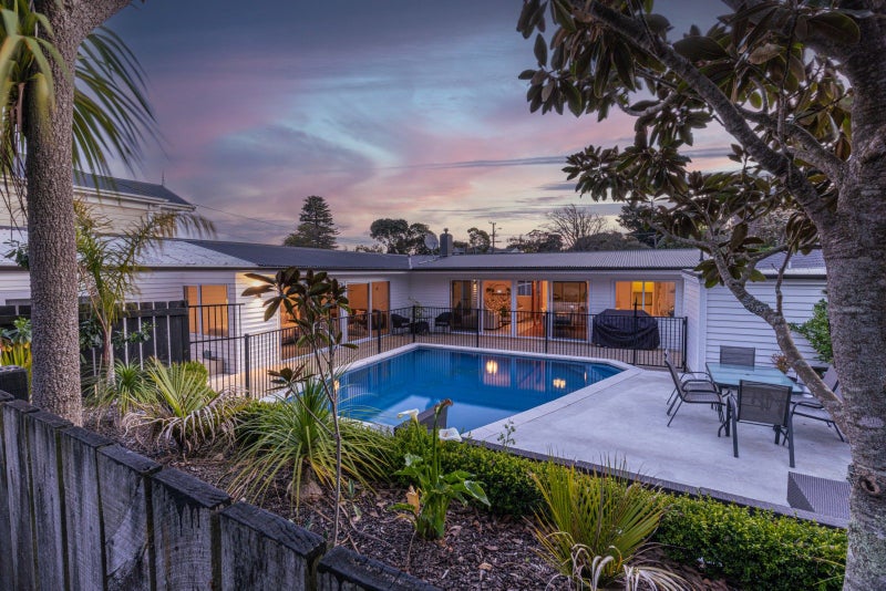 56 Great North Road, Saint Johns Hill, Whanganui - Carousel 1