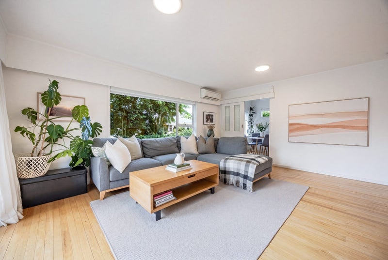 2/14 Rowan Terrace, Te Atatu South, Auckland - Carousel 2
