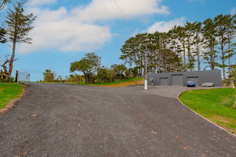 103 Gregory Road, Waitākere, Auckland - Carousel 22