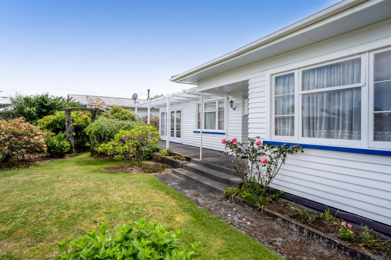 33 James Street, Inglewood, Inglewood - Carousel 2