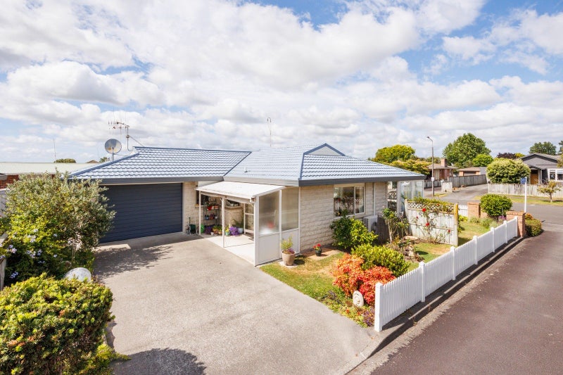 121 Warwick Street, Feilding, Feilding - Carousel 1