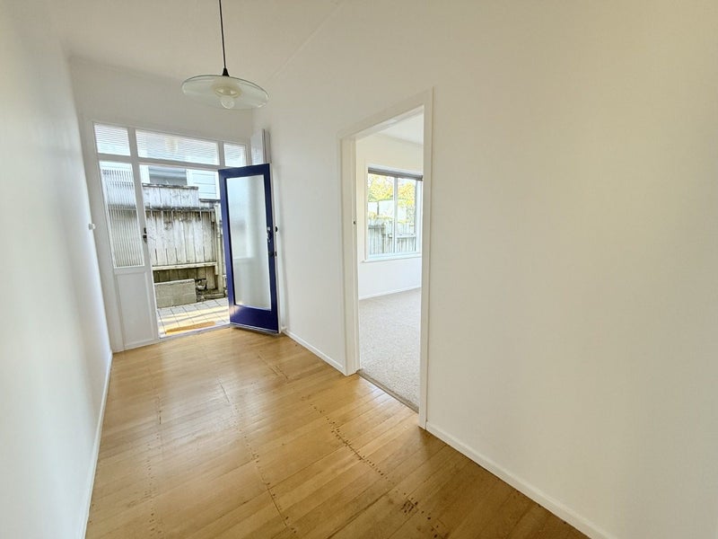 9 Havelock Street, Mornington, Wellington - Carousel 2