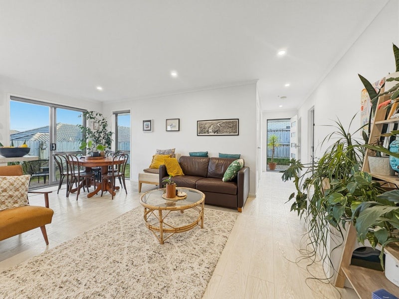 23 Onukutara Place, Huntington, Hamilton - Carousel 2