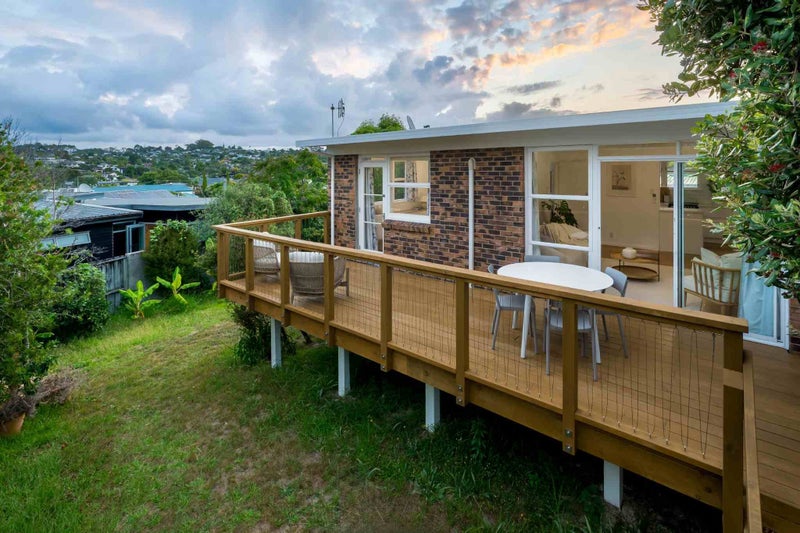 3/449 Beach Road, Mairangi Bay, Auckland - Carousel 1