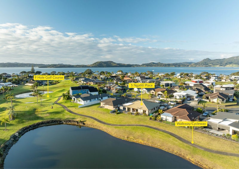 5 Ngatiti Place, One Tree Point - Carousel 1
