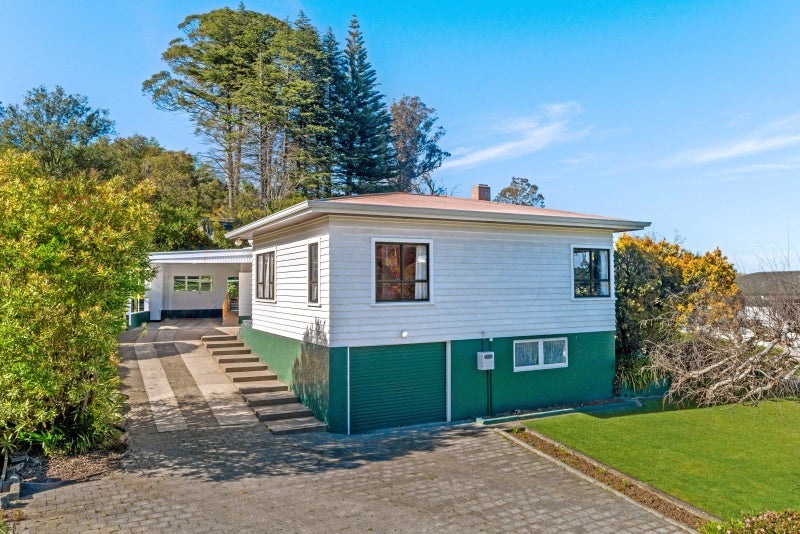 169 Ballance Street, Whataupoko, Gisborne - Carousel 1