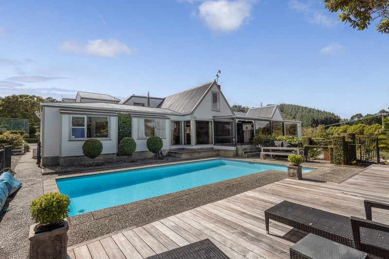 25 Jones Deviation, Pauatahanui - Carousel 2