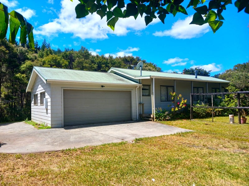 223 Peria Road, Peria - Carousel 1