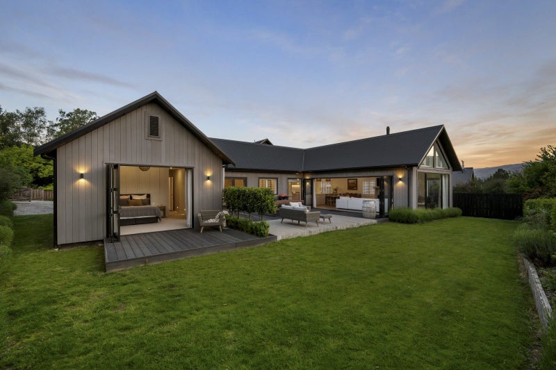 17A Hall Road, Bannockburn, Cromwell - Carousel 1