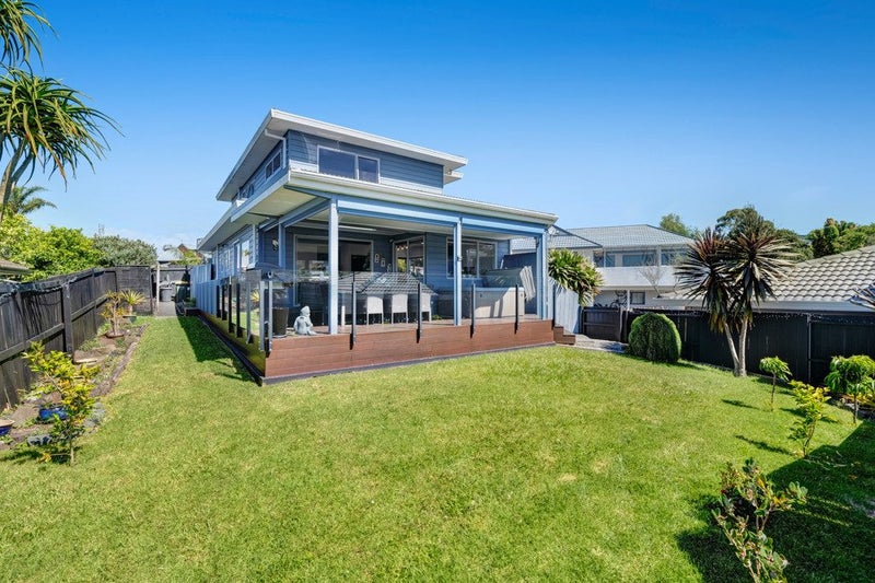 1/23 Rifleman Rise, Unsworth Heights, Auckland - Carousel 2