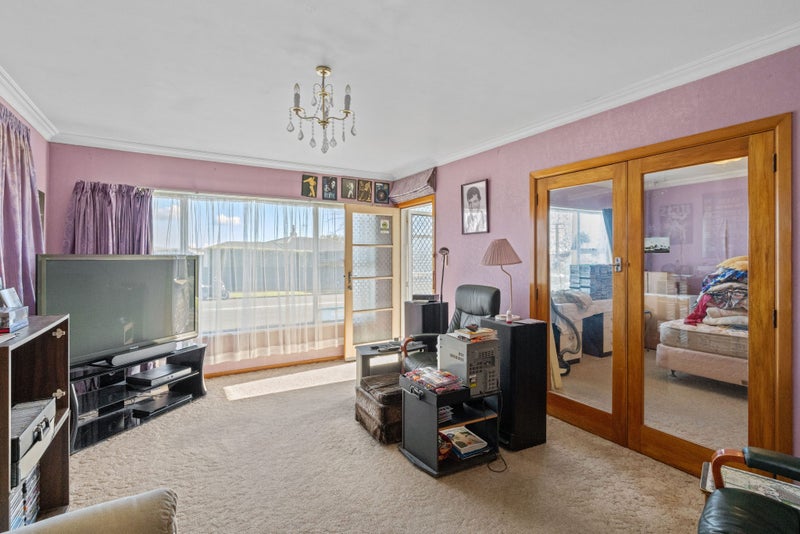 12 Parker Avenue, Levin, Levin - Carousel 2