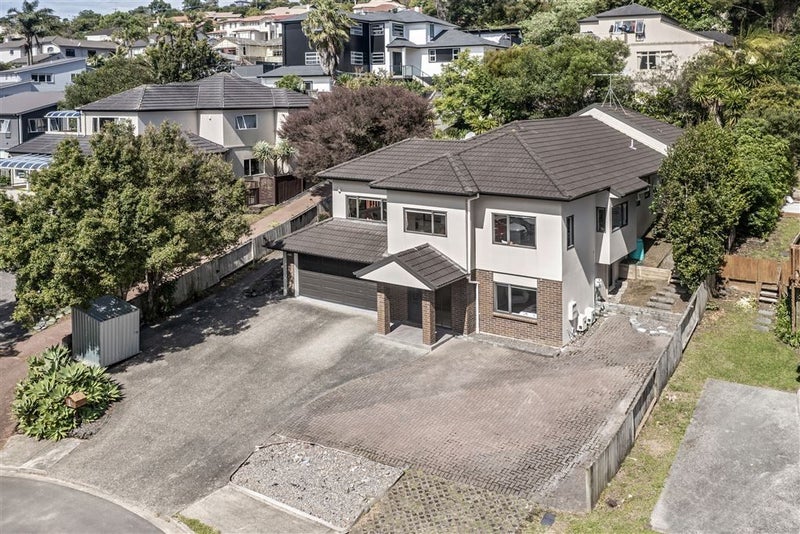 Property Valuation for 64 Helvetia Drive, Browns Bay, Auckland Trade