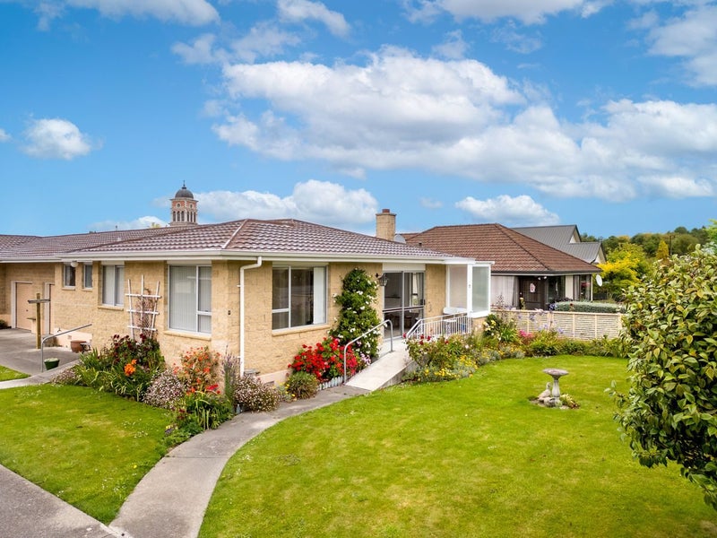 7 Churchill Place, Waimate, Waimate - Carousel 1
