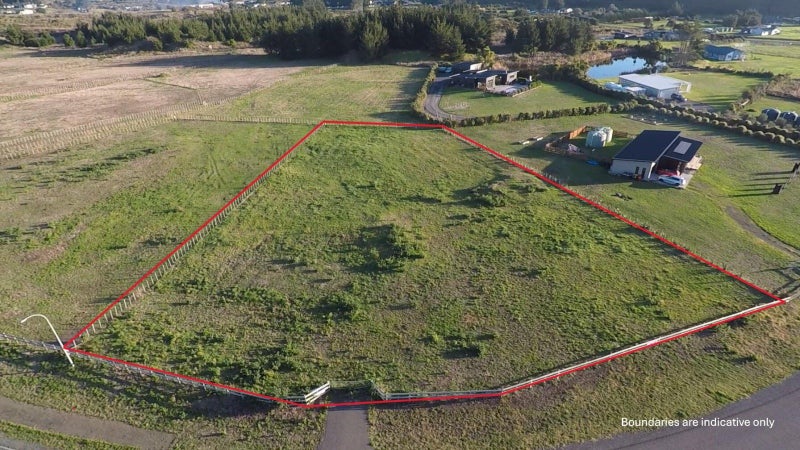 16 Truebridge Drive, Waitārere, Levin - Carousel 1