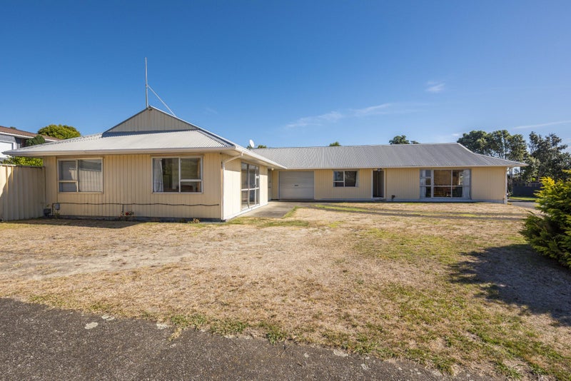 50 Queens Road, Waikanae Beach, Waikanae - Carousel 28