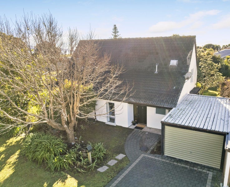 1 Arthur Street, Paraparaumu Beach, Paraparaumu - Carousel 1