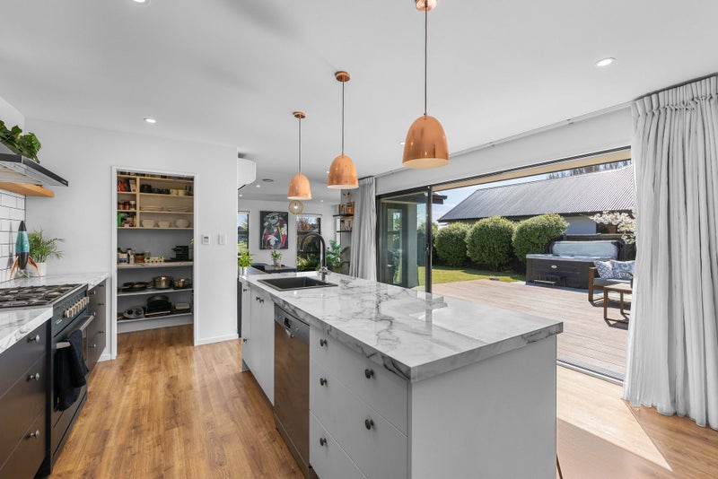 32 Bronco Drive, Aidanfield, Christchurch - Carousel 2