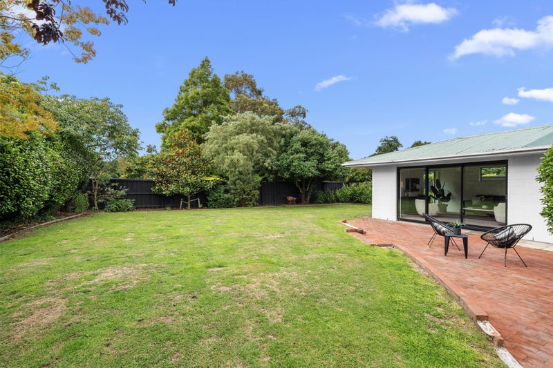 26A Guinness Crescent, Ilam, Christchurch - Carousel 2