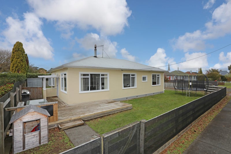 7 Bull Street, Bulls, Bulls - Carousel 2