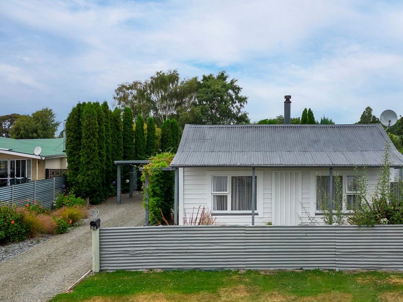 34 Augustine Street, Waimate, Waimate - Carousel 22