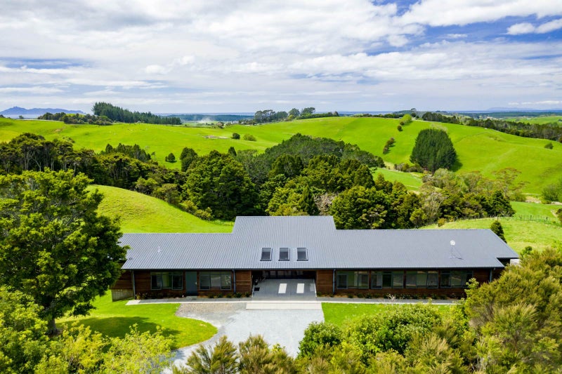 39A Cemetery Road, Te Arai, Wellsford - Carousel 1