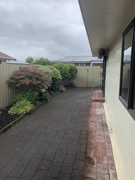 2/413 Gloucester ST, TARADALE, NAPIER - Carousel 9