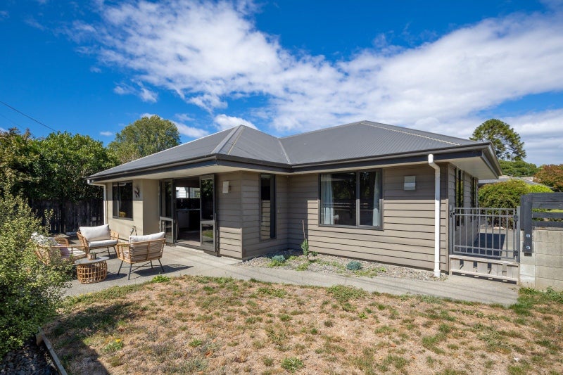 363 Lower Queen Street, Richmond - Carousel 1