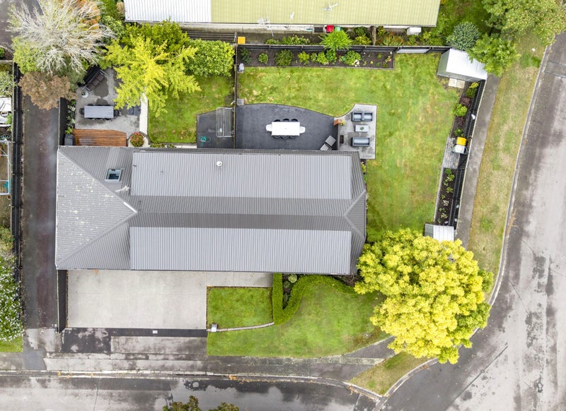 10 Pyatt Place, Redwood, Christchurch - Carousel 44