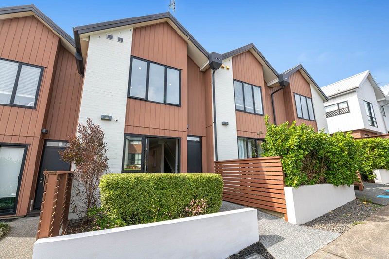 4 Orca Drive, Stanmore Bay, Whangaparaoa - Carousel 1